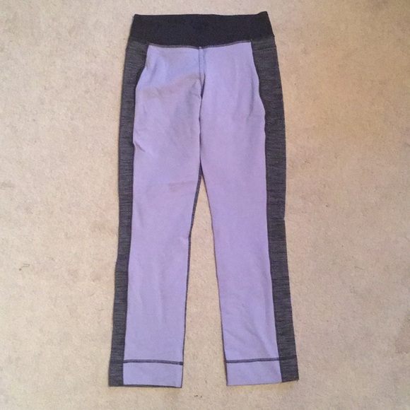 Lululemon Cropped Pants Grey Purple Sz 4 - Picture 1 of 2